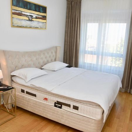 The Main Square Apartments Banja Luka Ruang foto